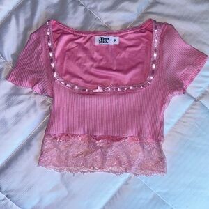 Tiger Mist — Size S — Square Neck Cropped Tee in Pink